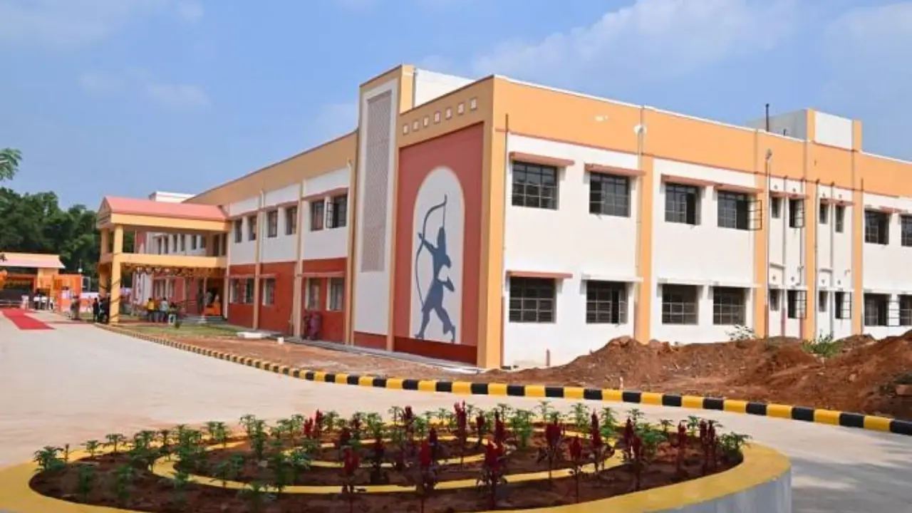 EMRS Teaching Non Teaching Staff Vacancy 2025